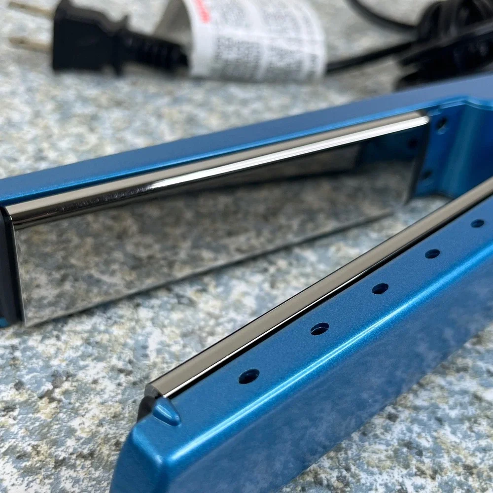 BaBylissPRO Hair Straightener Nano Titanium Flat Iron Blue 1